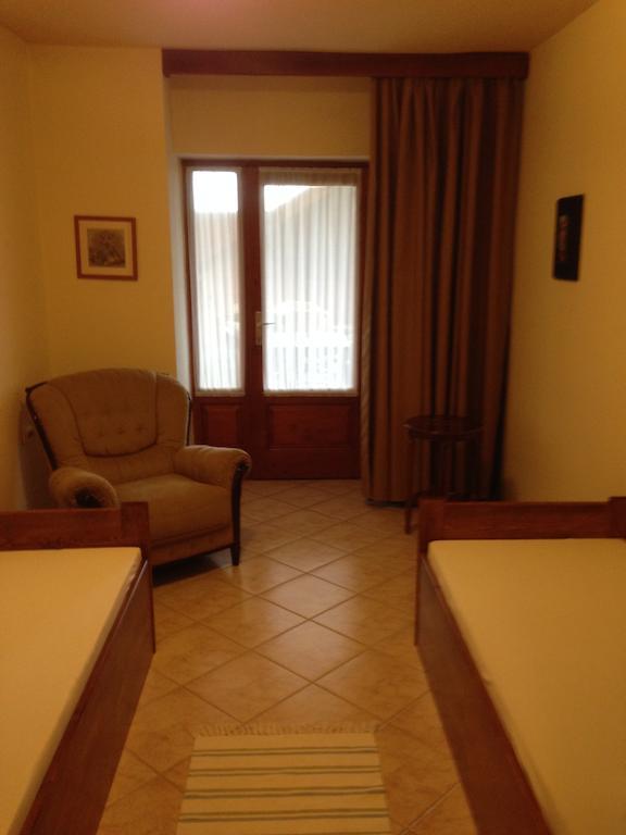 Juhasz Fogado Bed & Breakfast Fonyód Cameră foto